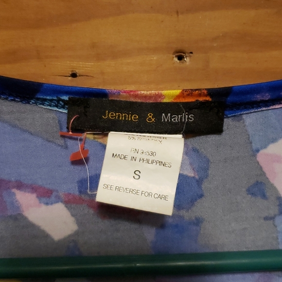 Blouse - Picture 2 of 3